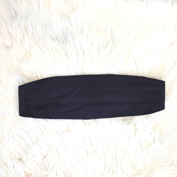 Giorgio Armani Le Collezioni 100% silk cummerbund tuxedo belt - Picture 1 of 5